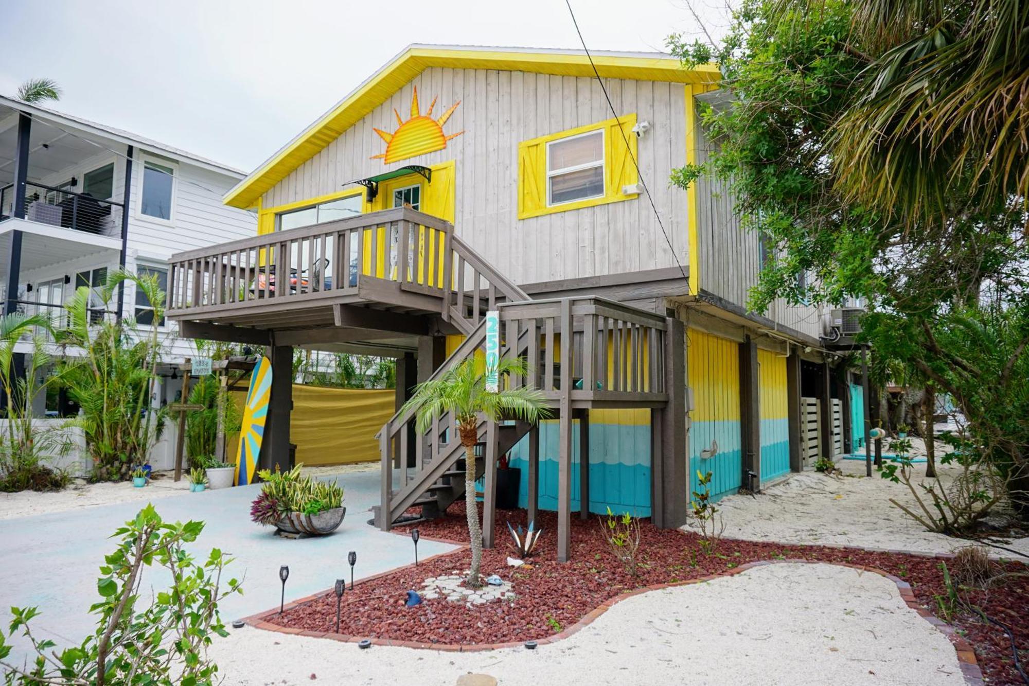 Ami Beach Shack Bradenton Beach Exterior photo